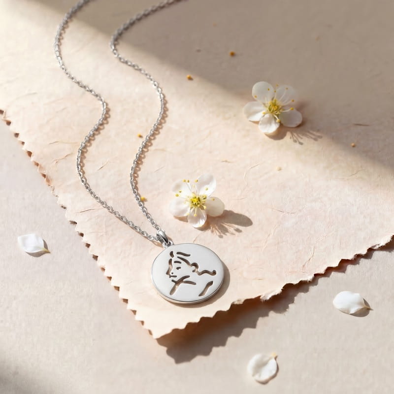 Vyanika Muse Face Pendant
