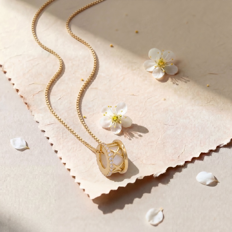 vyanika-halo-barrel-necklace-creative-background