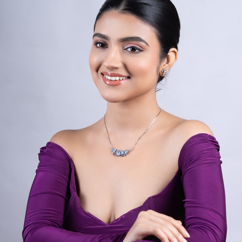 Vyanika Noir Bloom Necklace & Earrings Set