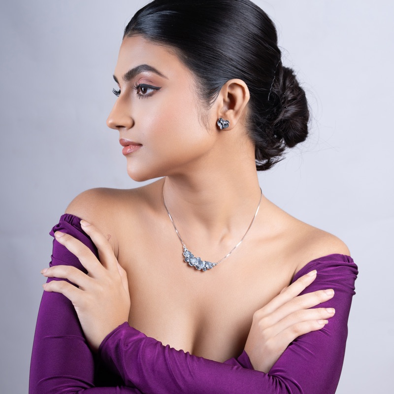 Vyanika Noir Bloom Necklace & Earrings Set