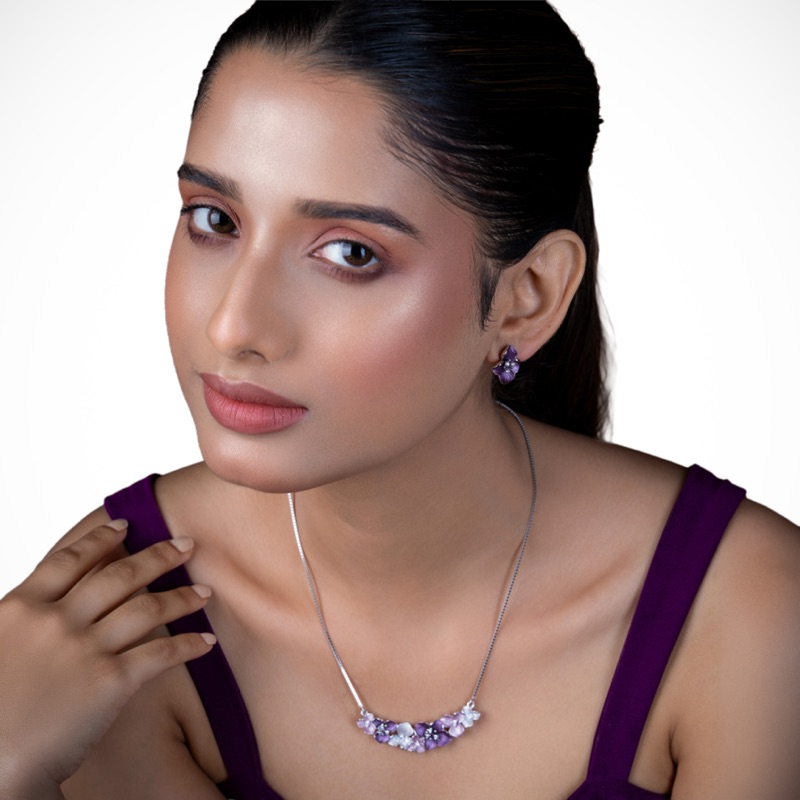 lavender-flower-jewelry-set-model-upper-look