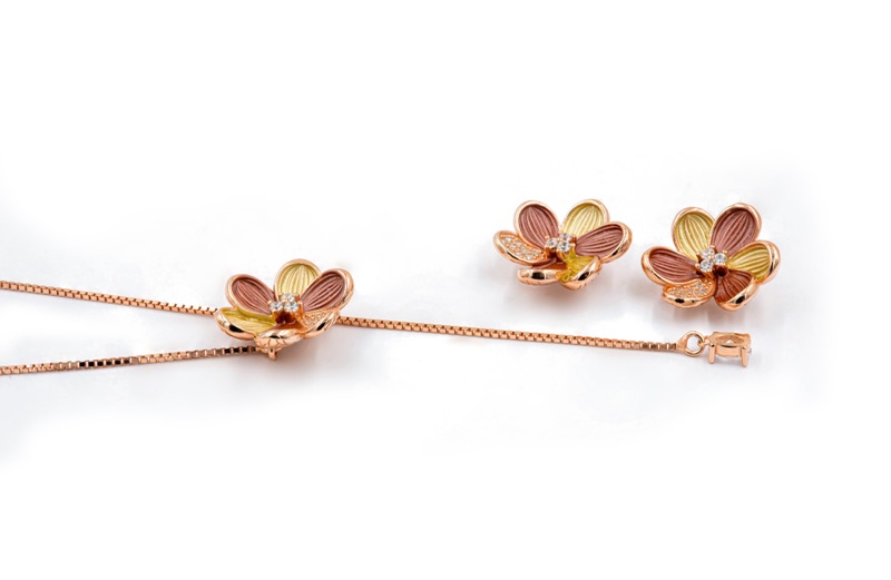 Vyanika Rose Bloom Drop Necklace & Earrings Set