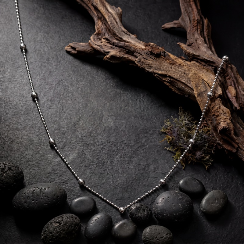 Vyanika Silver Beaded Chain
